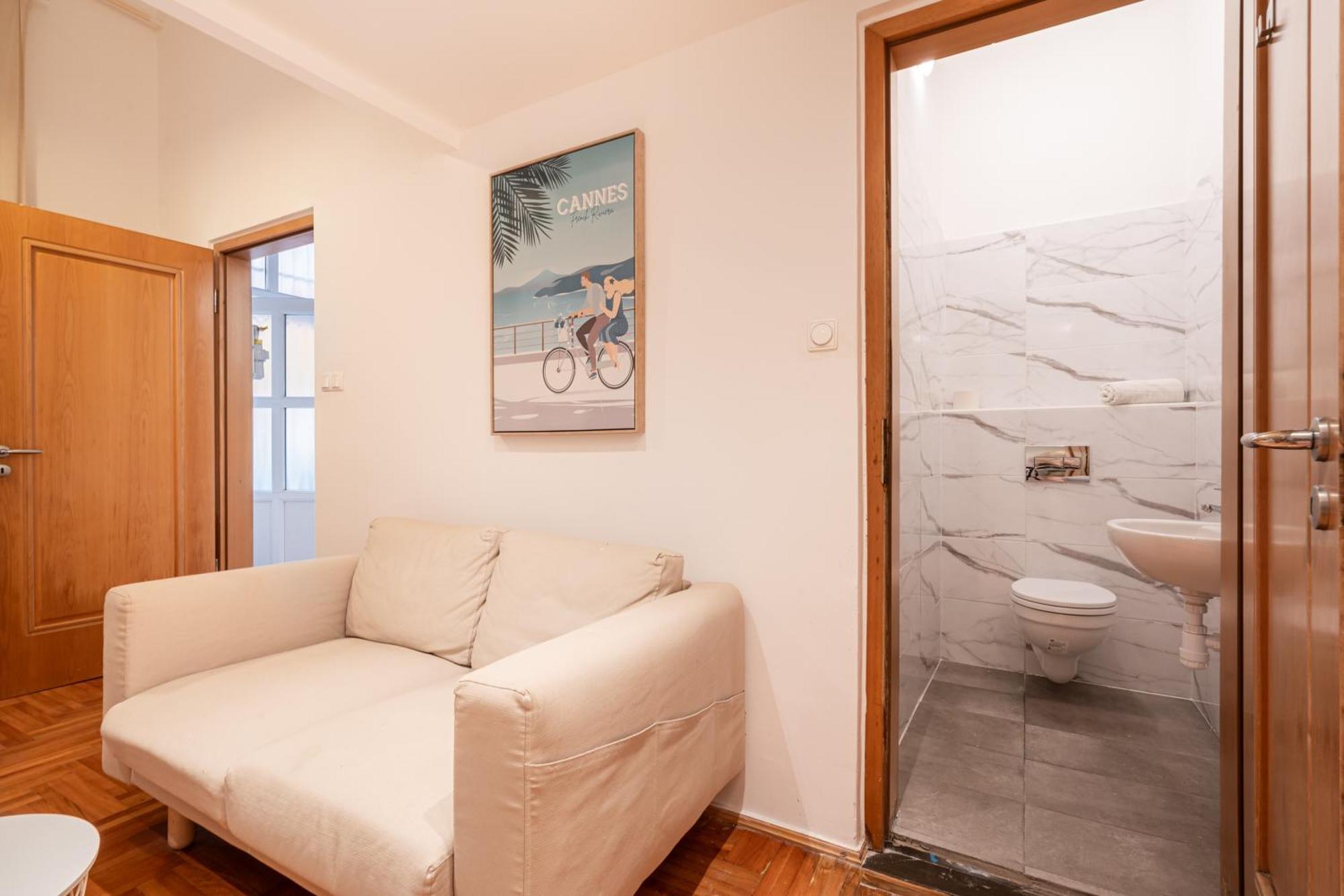 H9- Boutique Apartments, Best Location, By Bqa ブダペスト エクステリア 写真