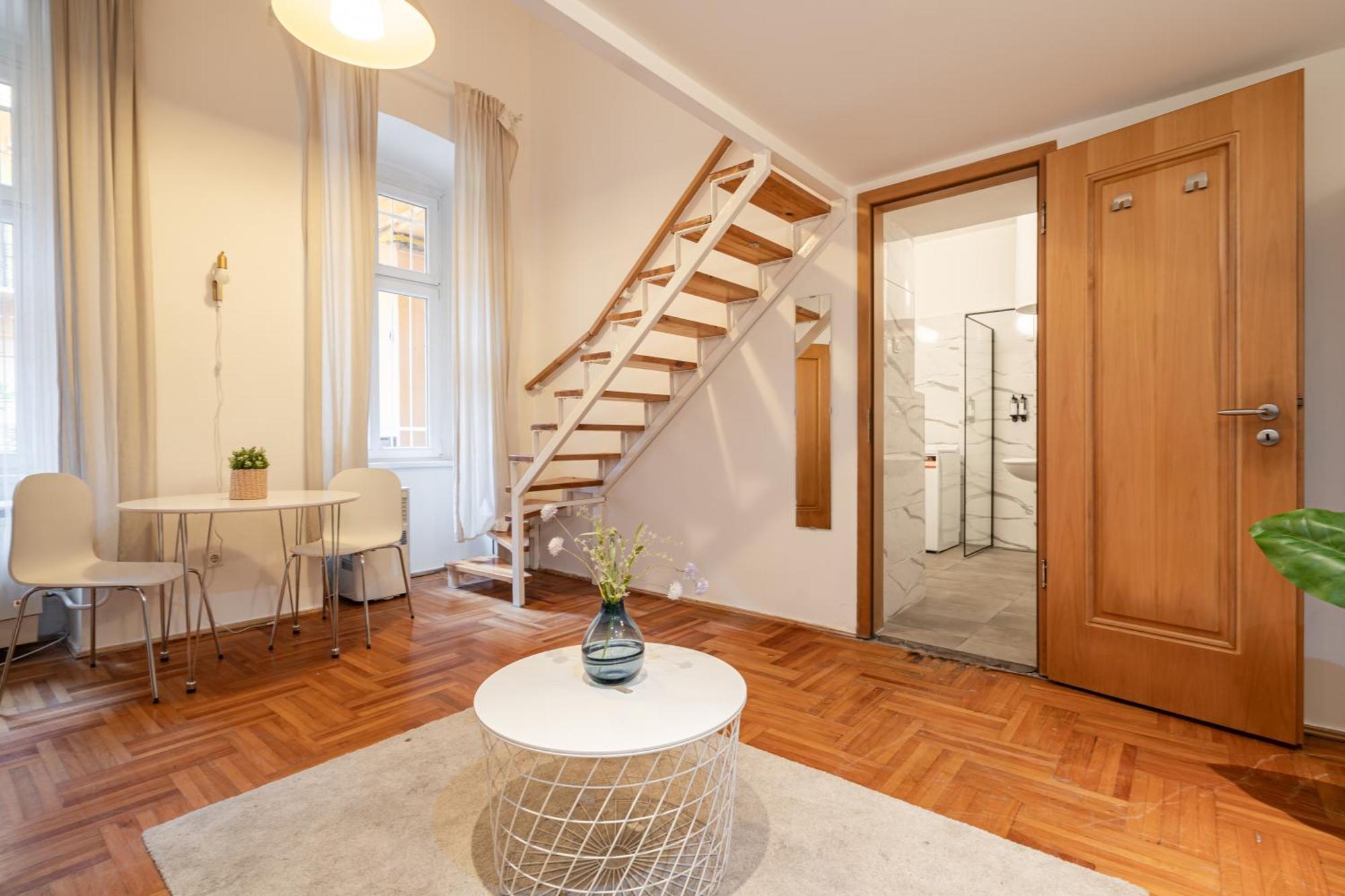H9- Boutique Apartments, Best Location, By Bqa ブダペスト エクステリア 写真
